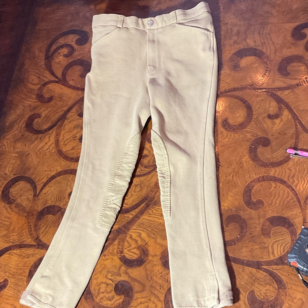 Kids Tan Riding pants. Inseam 22 inches. # 17